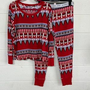 New Victoria’s Secret Holiday Edition 2 piece set color Multi Women’s size L
